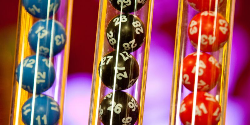 Bảng minh họa ví dụ về dàn đề tổng trên 10